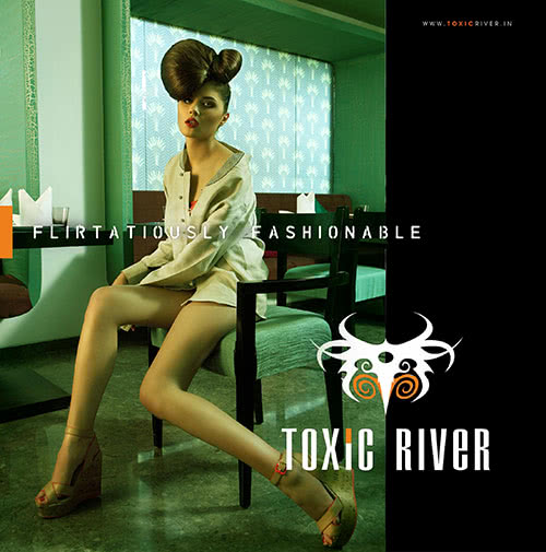 TOXIC RIVER Sushmendra dubey Photography )